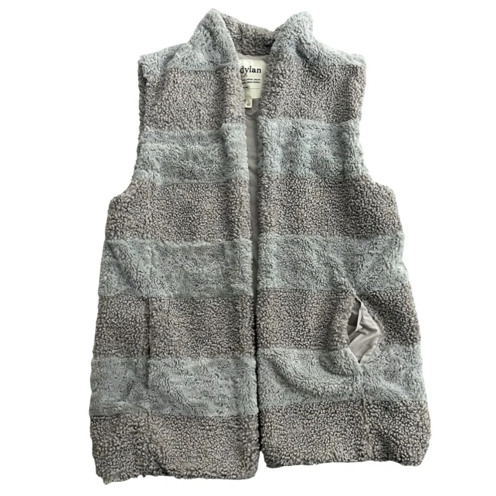 Dylan Los Angeles Women’s Gray Faux Shearling Fleece Vest Size Large Soft Sherpa
